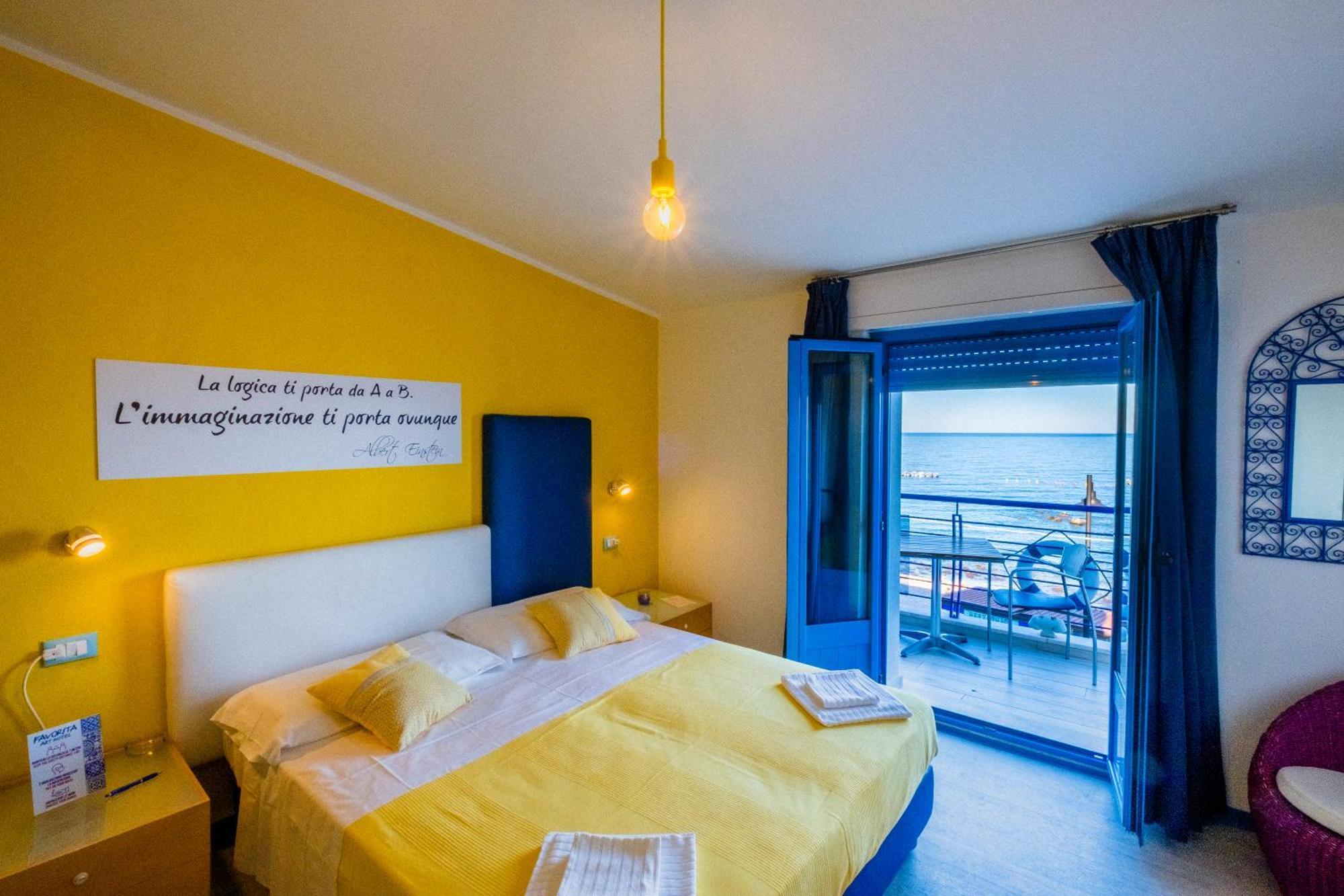 La Favorita Hotel Cala Gonone Eksteriør bilde